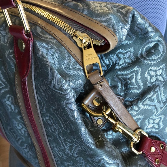 RARE. 🌺🌺 LIMITED  🌺🌺 Louis Vuitton Runway AVIATOR - Picture 15 of 16